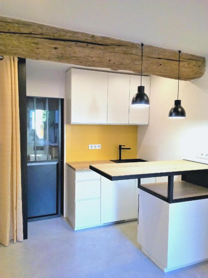 Le Petit Studio - 15 M2 - Centre Ville - Sorgue A 50 M Л'Іль-сюр-ла-Сорг Екстер'єр фото